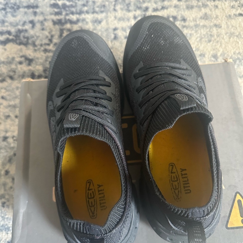 Keen Women's ARVADA SHIFT wide
